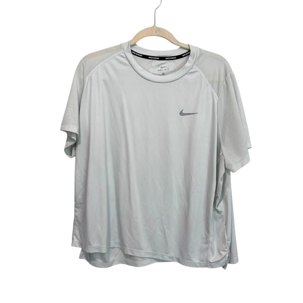 Nike Dri Fit Running Tee women's 1X Gray Short Sleeve Flowy Fit‎